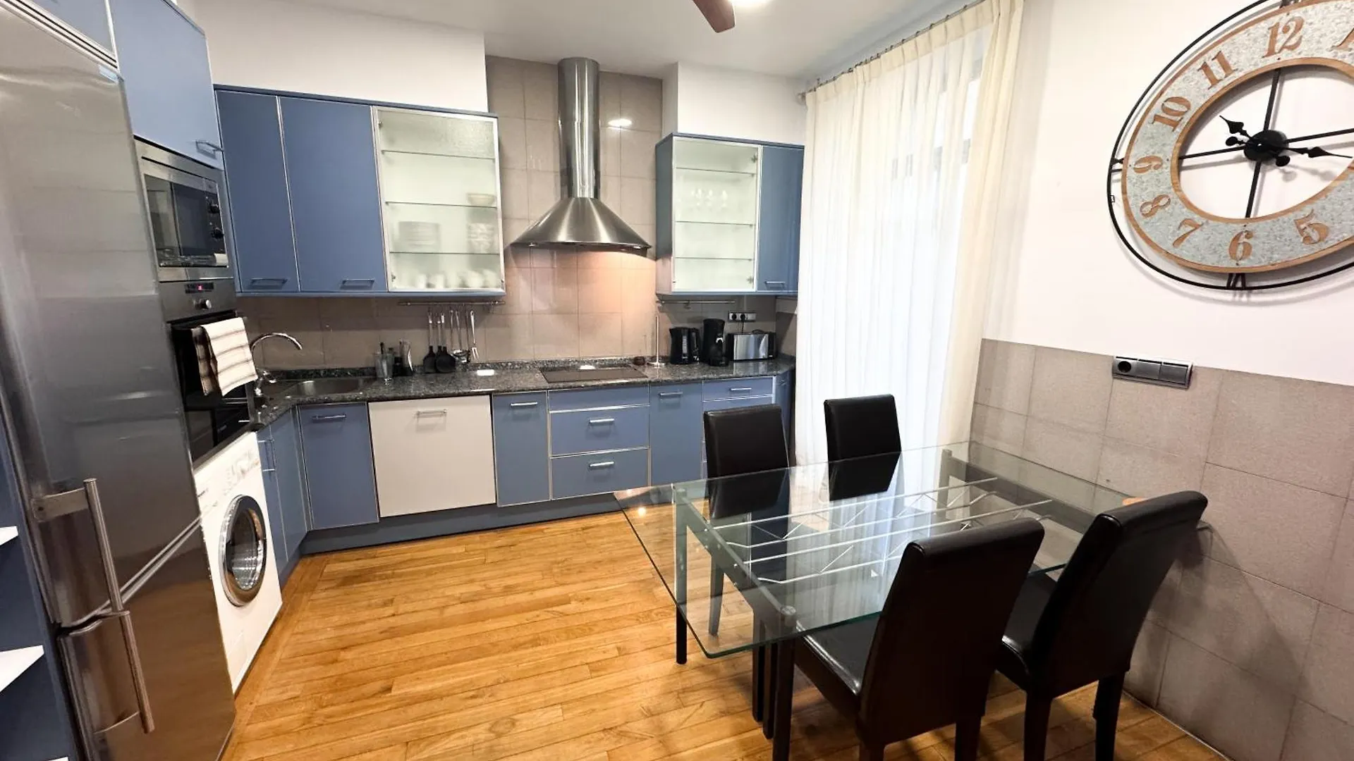 Marina Beach & City Apartment-Parking San Sebastian Spain